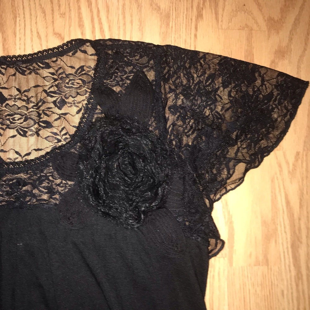 🔴 Blue Heaven Lace Blouse / T-shirt